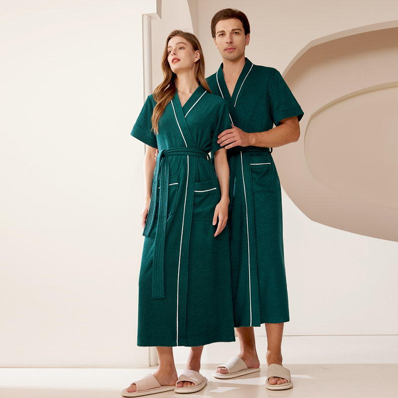 Summer Bathrobe for Men and Women, Towel Material, Couple's Bath Towel-Style Sleepwear, Absorbent and Quick-Drying, Extended Length Summer Sleepwear Bathrobe