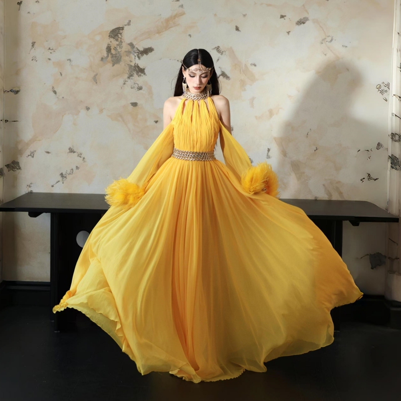 Dollytang Duojia Western Region Princess Luxurious Ostrich Feather Flared Sleeve Dress with Rhinestone Halter Neck Gown