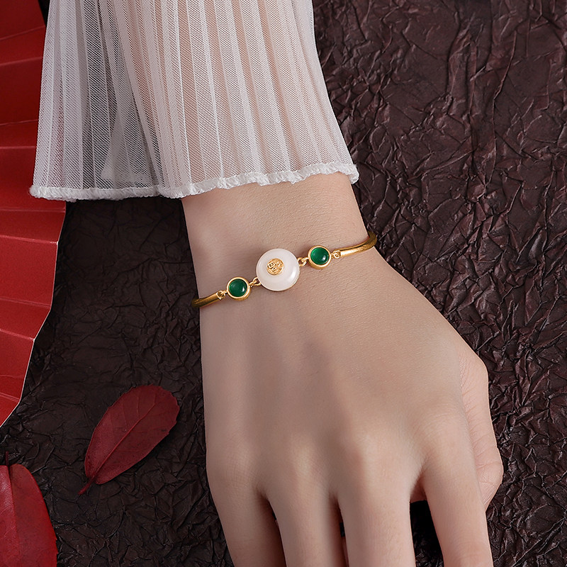925 Sterling Silver Hetian Jade Hands ins niche design green glaze blessing word safe buckle bracelet female retro style high-end sense