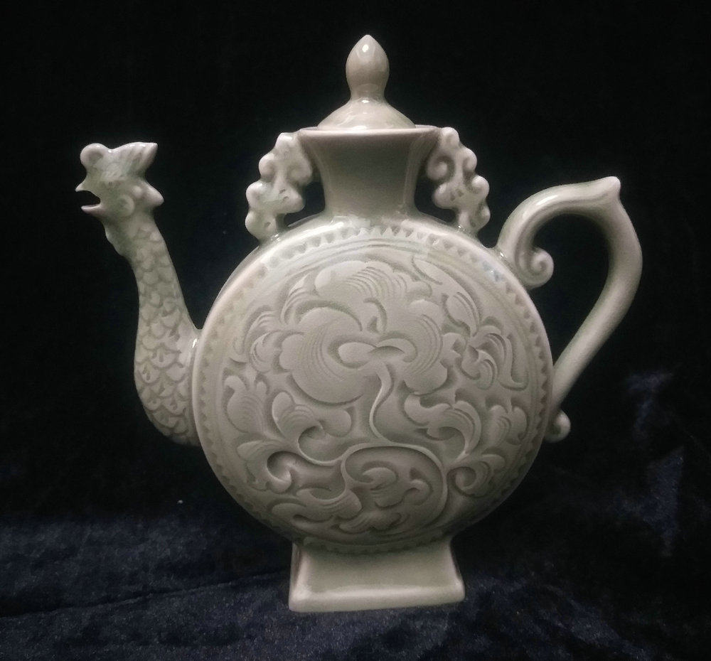 Dazzling porcelain Fengming pot Tourism Souvenir Porcelain Bogu Shelf Pendulum porcelain products