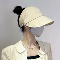 Бежевый хвостик, медицинская маска