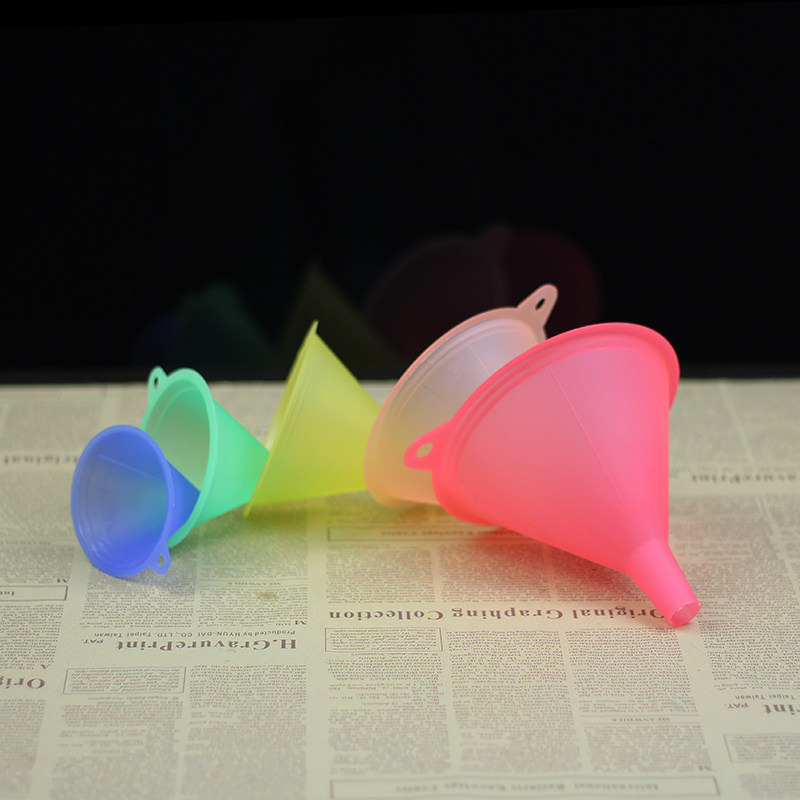 multi-color plastic funnel size size 5 pas, soy sauce funnel for home use, oil spill, wine spill
