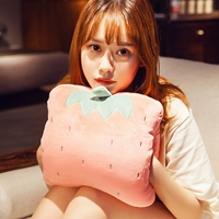 Квадратная розовая клубника