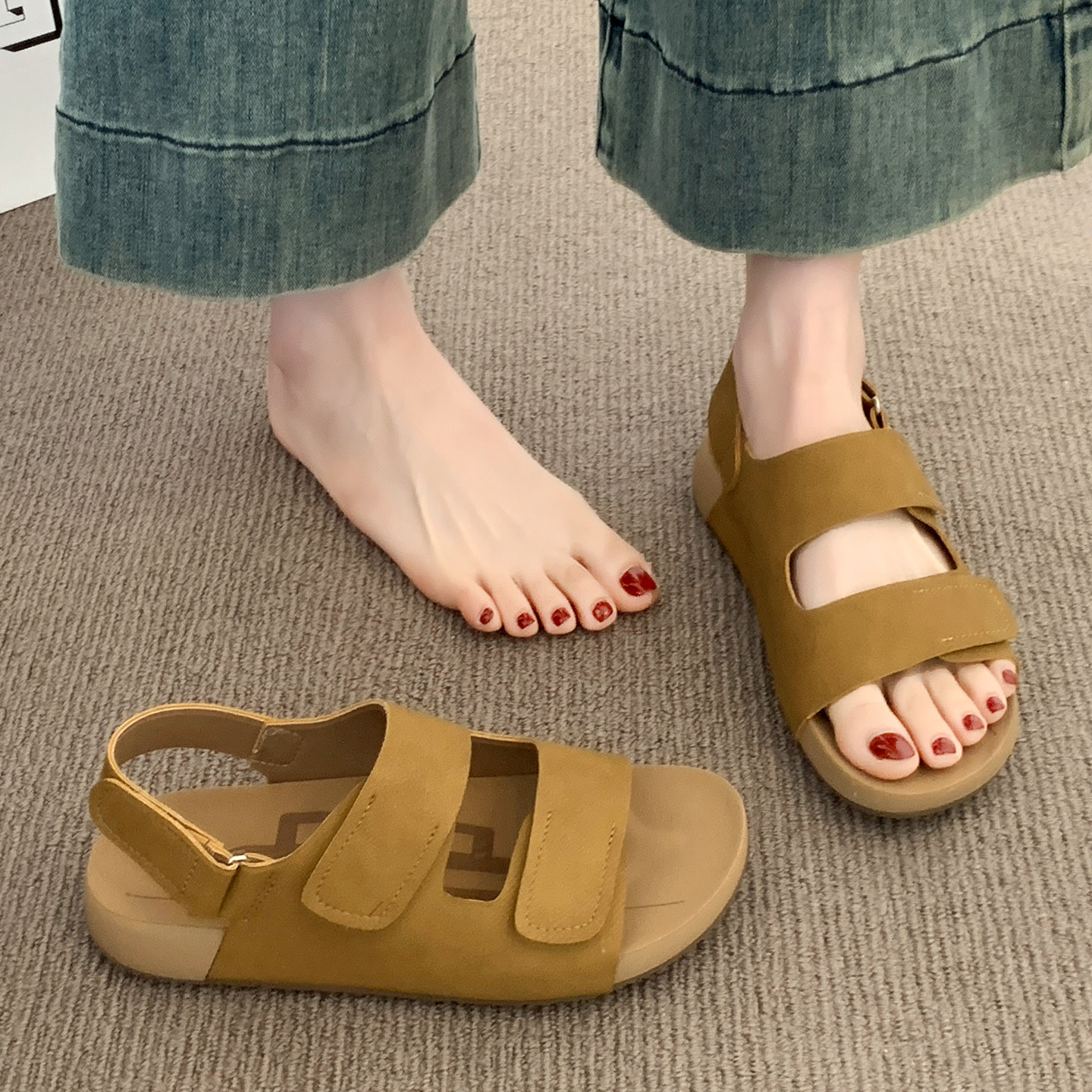 Женская обувь Birkenstock на толстой подошве; новинка 2026 года; универсальные сандалии в стиле ретро на липучках; женская летняя верхняя одежда; пляжная обувь в римском стиле