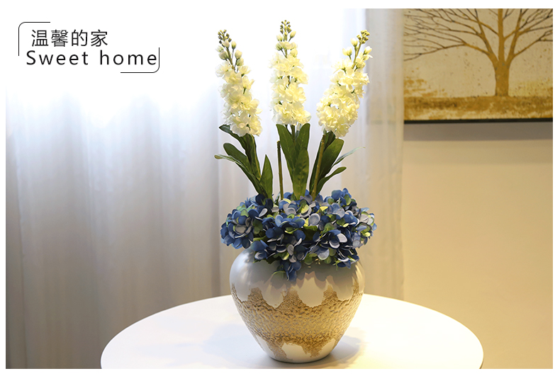 Creative jingdezhen ceramic vase furnishing articles of the sitting room TV ark, wine arranging flowers, flower implement home outfit decoration