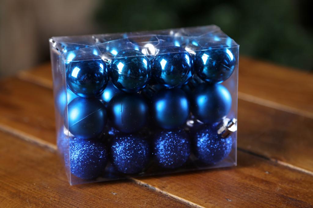 Christmas ball decoration mini Christmas tree pendant PVC boxed ball pendant 24 pieces of blue 3CM plastic ball pendant