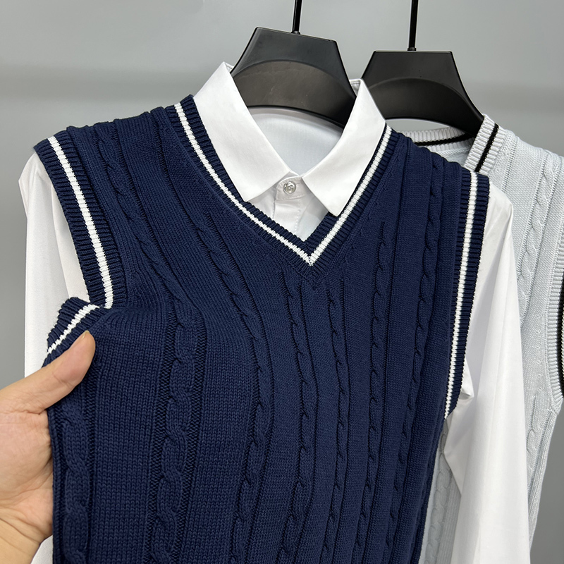 Men's Sweater Vest, Pure Cotton V-Neck, Spring and Autumn Men's Sleeveless Vest, Knitted Jacket, Slim Fit, Trendy