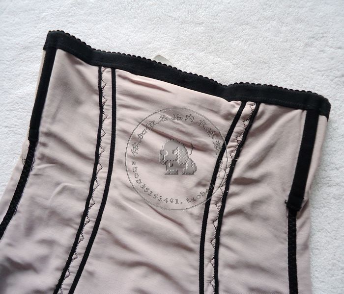 body amincissant JUNEROSE en soie Ice - Ref 685689 Image 22