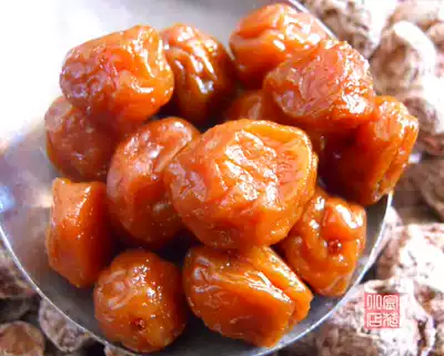 Yunnan Dali specialty Dali Yangji carved plum Poplar plum plum Acacia plum fresh snacks sweet and sour fruit
