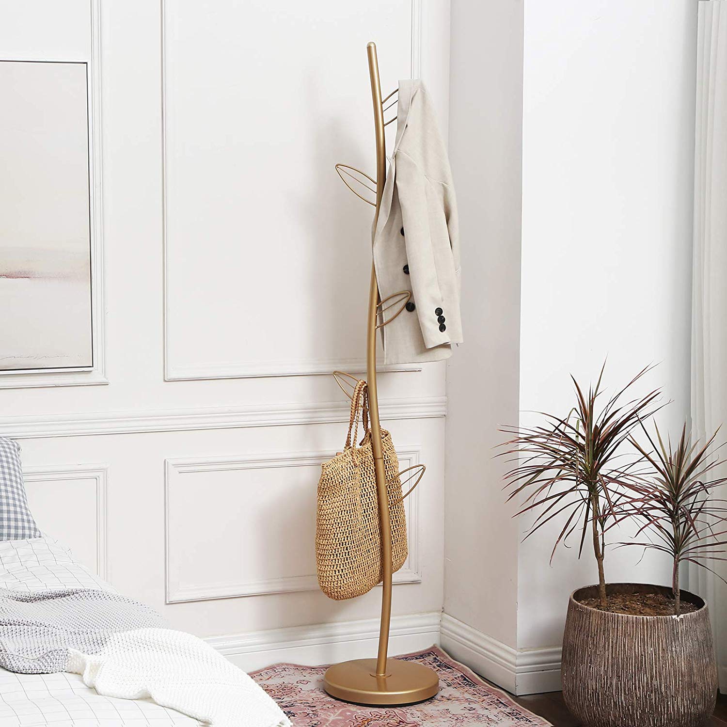 Simple cloister shelving subway art hanging clothes hangers modern minimalist home set clothes shelf Living room bedrooms