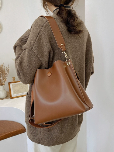 Сумка на одно плечо, универсальная вместительная и большая сумка через плечо, коллекция 2023