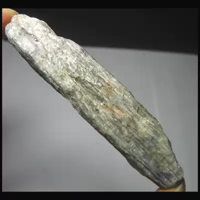 Mineral Ore Standard LJ4430DD kyanite (8 5 cm44g)kyanite