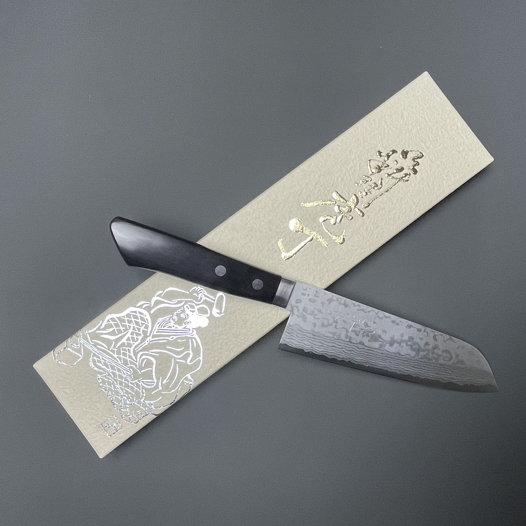 Kunpingsaku Echizen Masaya Blades VG10 Damascus Color Flow 170mm Santoku