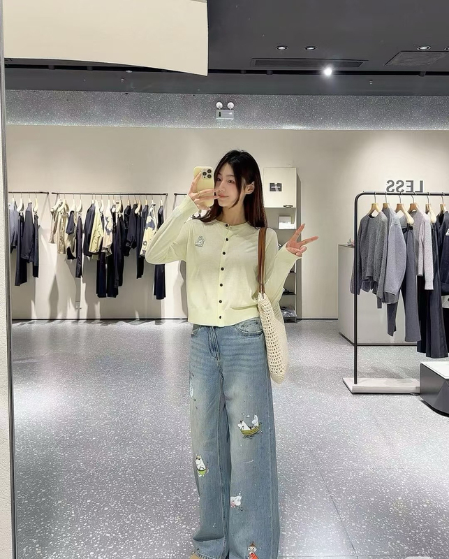 (Same Style as Global Brand Ambassador Maggie Cheung) Loose-Fitting, Slimming, Versatile High-Waisted Straight-Leg Jeans
