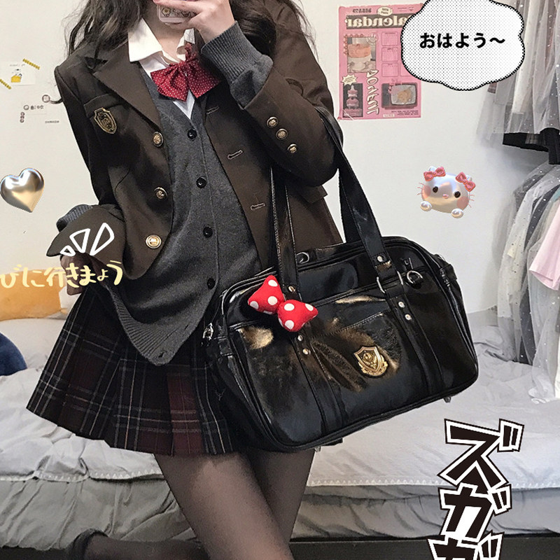 2025爆款JK制服包|青森私立PU斜跨手提通勤神器,学生党闭眼入!-动漫背包-淘宝好物网