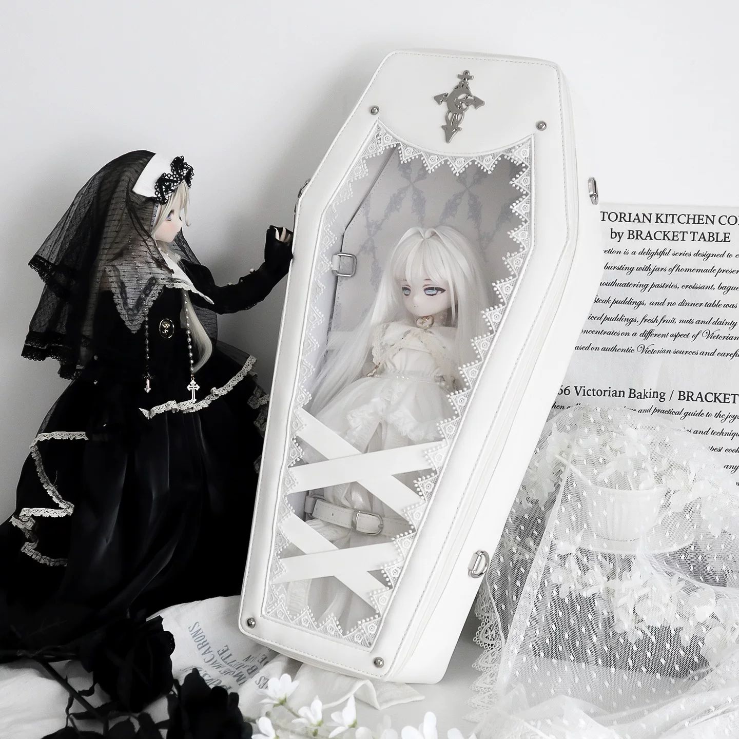 [Сон гроба] Раздражительная Сяомэй оригинальный четырехточечный BJD кроссбоди сумка-гробик для женщин, сумка для малыша y2k