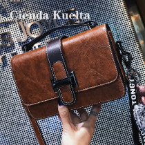 Flagship Store Officer Net Official Light Extravagant Brand Women Bag Tide Fashion Single Shoulder Sloped Satchel 100 Hitch Small Square Bag Retro Casual