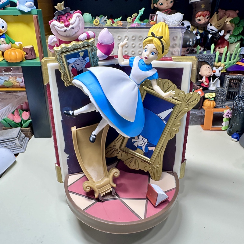 Authentic Loose Goods Beast Kingdom Disney Alice in Wonderland Rotating Frame Decorative Figurine Model Toy
