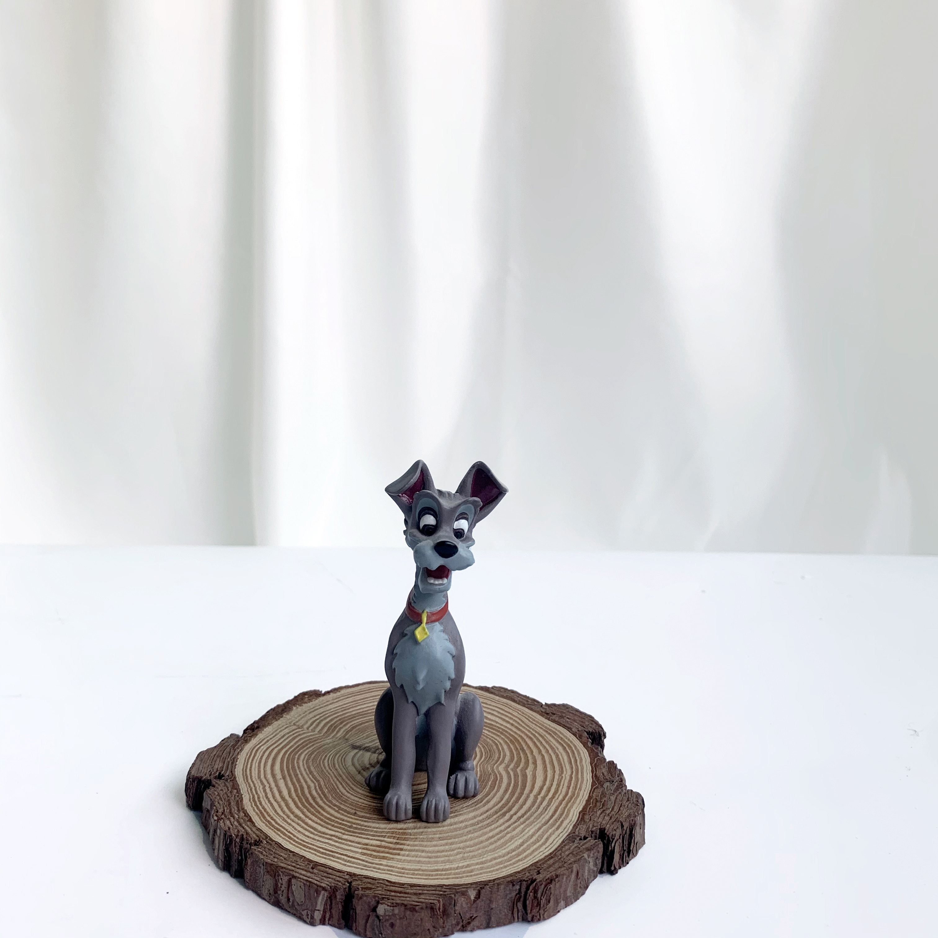 Miss jimShore and the Tramp Resin Ornament Car Toys Hand-made Decoration Home Decoration Birthday Gift