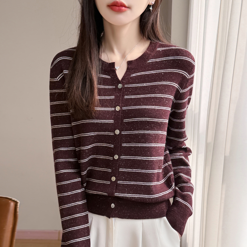 High-End Knitted Cardigan Jacket for Women, Spring and Autumn, Round Neck, Long Sleeve, Thin Striped Sweater, Loose Plus-Size Women's Top
