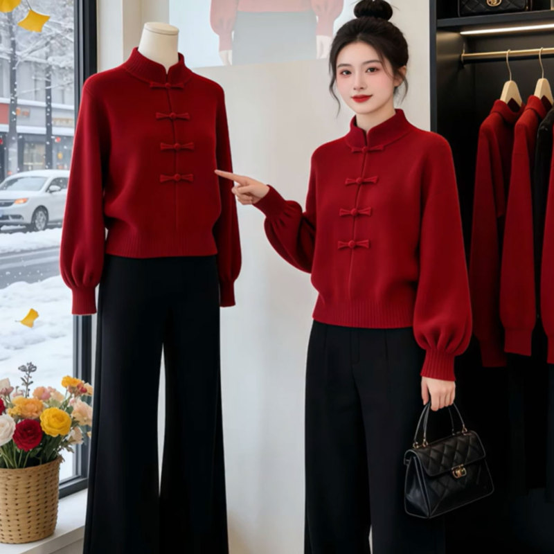 High-End Knitted Sweater with New Chinese-Style Stand Collar and Button Design, Soft and Smooth Knit Cardigan for Autumn and Winter, Red Sweater for Women in Their Zodiac Year