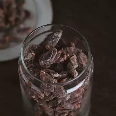 Nanshi black melon seeds, plum, plum, plum meat, seedless Dali specialty, pregnant women's snacks, no additives, 2 pieces
