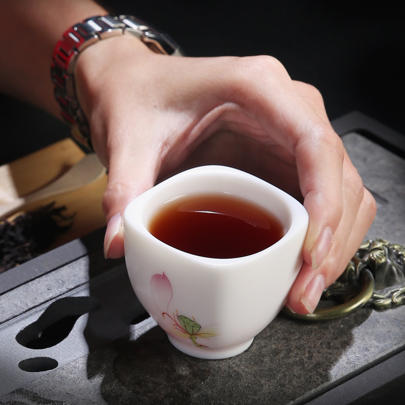 The Product dehua porcelain remit jade built white porcelain tea cups hand - made lotus square cup personal cup master cup sample tea cup
