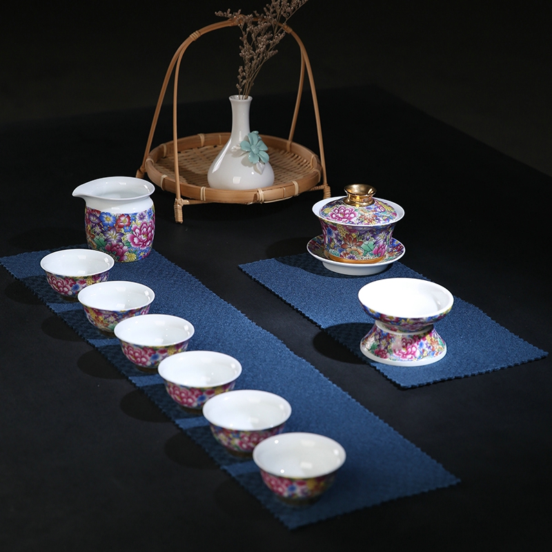 The Product of jingdezhen porcelain remit colored enamel tea set carpet of tureen fair keller set of filter sample tea cup