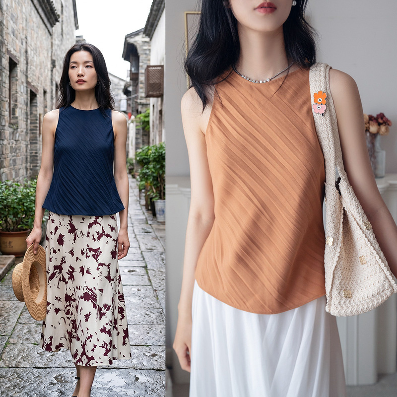 Special Offer! Italian Max Three-Dimensional Diagonal Pleats, Ultra-Slimming, Versatile, Retro Off-Shoulder Sleeveless Vest, 2 Colors Y Special Offer! Italian Max Three-Dimensional Diagonal Pleats, Ultra-Slimming, Versatile, Retro Off-Shoulder Sleeveless Vest, 2 Colors Y