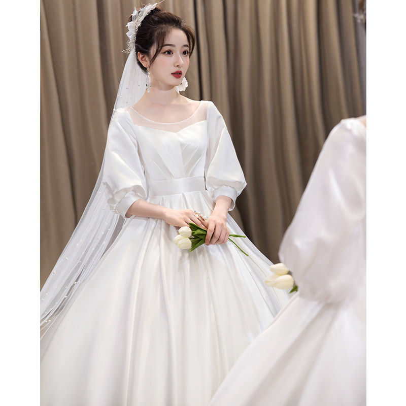 Large yarn satin light wedding dress 2023 new bride 200 kg fat mm weight add up to pregnant women master yarn thin