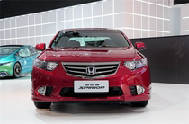 Suitable for Guangzhou Honda Siplaid Rui 09-14 bumper front bumper front bumper leather rear bumper leather