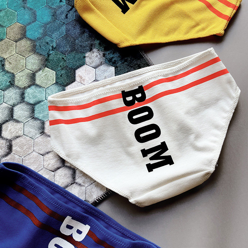 Football baby Japanese sexy women's panties mid-waist large size pure cotton women's briefs thin breathable girl pants