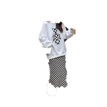 Maternity wear spring and autumn suit 2024 new loose autumn checkerboard sweatshirt jacket casual skirt two-piece set