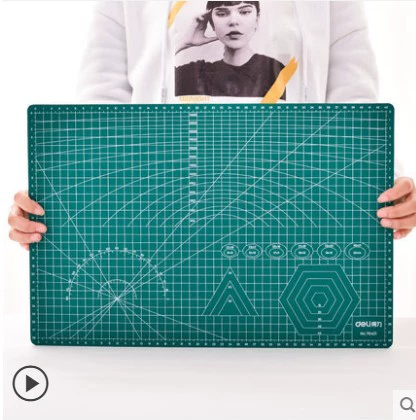 Пластилин, глина, набор инструментов