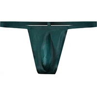 Мужская сосна зеленый