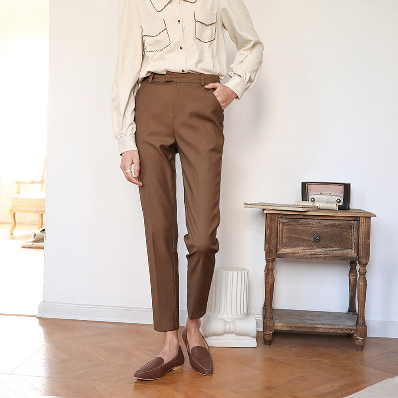 Fashionable and luxurious, easy to match the earth color, retro brown casual nine-point pants, straight pipe trousers, loose drape