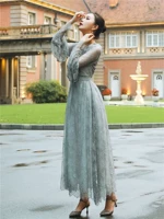Mùa thu 2018 của phụ nữ mới thêu váy lưới dài tay retro khí chất bên bờ biển kỳ nghỉ váy cổ tích đầm body tay dài