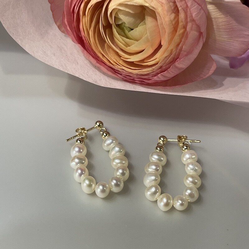 Pearl Circle Earrings Woman Light Extravagant SENIOR SENSE TEMPERAMENT NET RED EARRINGS ANTI-ALLERGY SILVER PIN Explicit Face