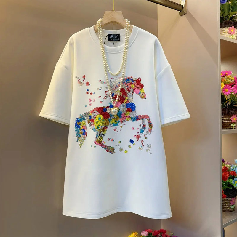 Plus-Size Colorful Floral Pattern Short-Sleeve Top for Chubby Girls, 2026 New Year Style, Versatile, Age-Reducing, Zodiac Year T-Shirt