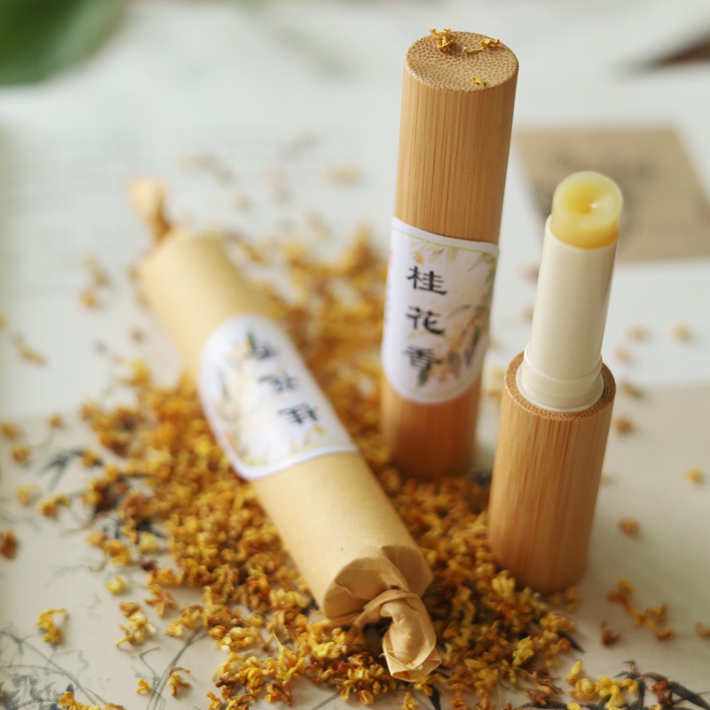 Osmanthus Lip Balm with Rose and Osmanthus Fragrance, Natural and 0 Additives Osmanthus Lip Balm with Rose and Osmanthus Fragrance, Natural and 0 Additives