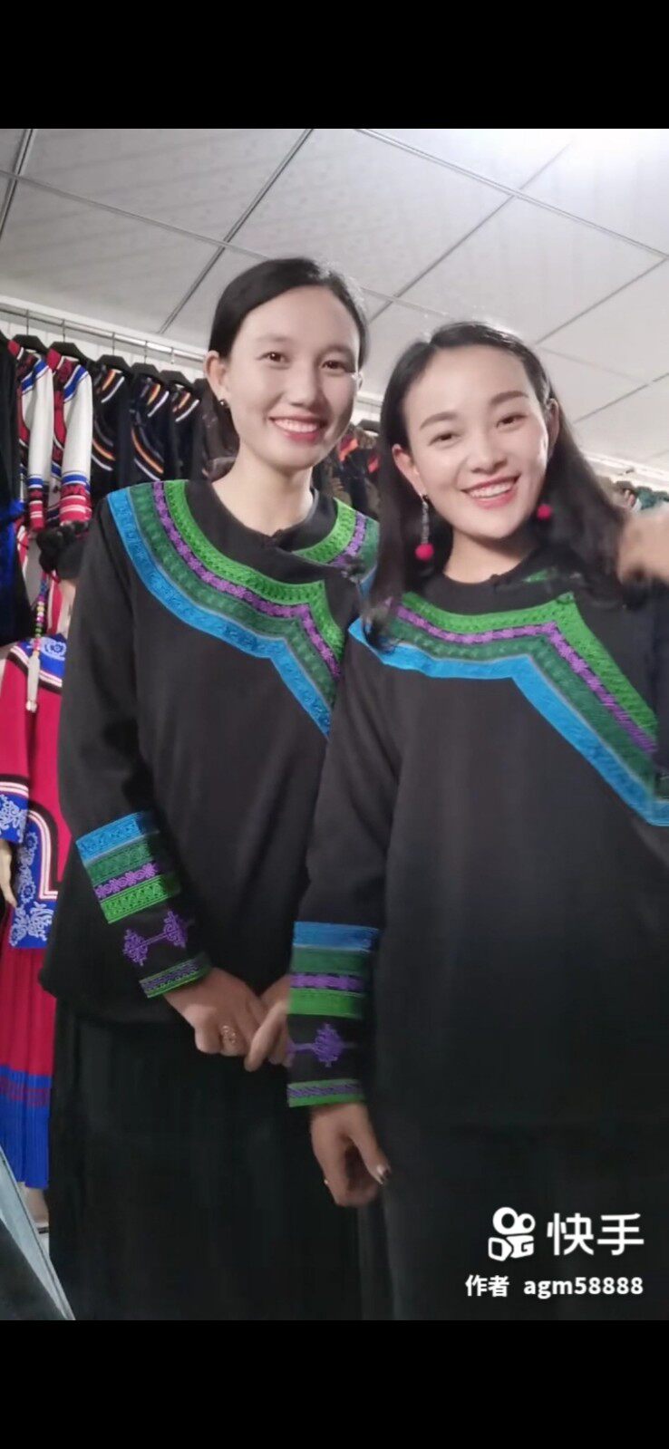 Great Liangshan Yi Costume Machine Embroidered Blouse Jacket Beautifully Embroidered Retro Clothing can single-sell suit Ethnic Wind Girl