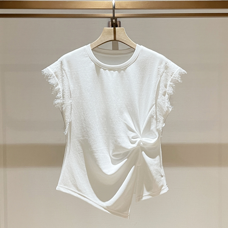 Light Luxury White Lace Patchwork Sleeveless T-Shirt for Women, Summer 2026 New Style, Twist Design, Slimming and Versatile Top