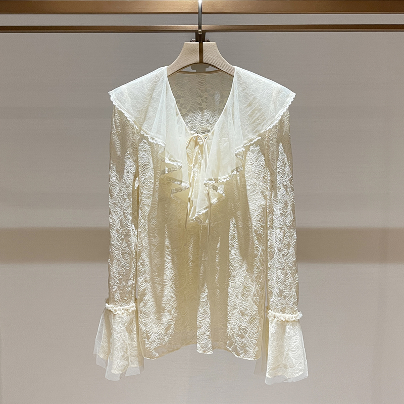 Light Luxury Style Ruffled Lace Blouse for Women, Summer 2026 New Model, Bell Sleeve Camisole Two-Piece Set with Embroidered Top