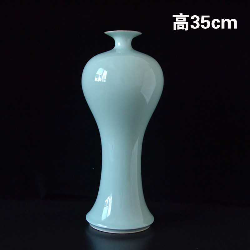 Chinese Creative Classical Ceramic Vase Pendulum with Longquan Qing Porcelain Large Number Beauty Drunk Pure Artisanal Plum Bottle Flower Arrangement Bottle