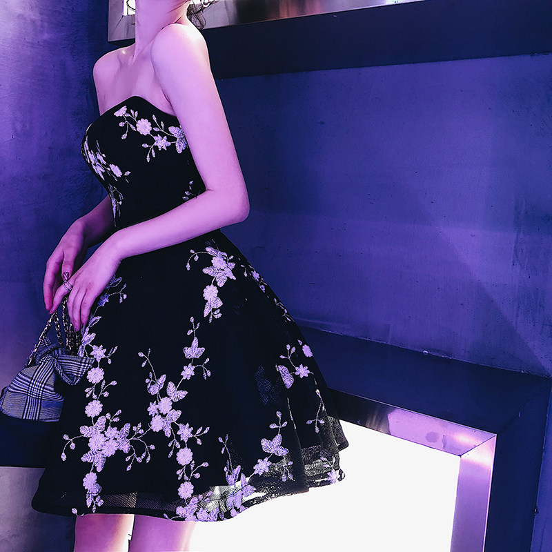 Tube top evening dress 2022 new black embroidery slimming banquet birthday party performance dress female short