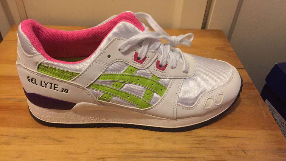 товар из китая 亚瑟士asics women's gel lyte iii fashion sneaker 复古跑鞋