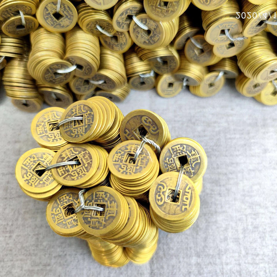 Pure copper five emperors money ten emperors money six emperors money home accessories simulation ancient coins pressure threshold beam daily desktop gift