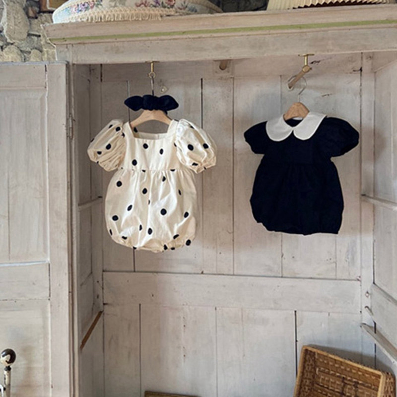 Fried Street Kiss on Mother's Woman dress for summer clothing Han version of children's clothing The baby baby's first year of a suit climbing suit for a foreign dress