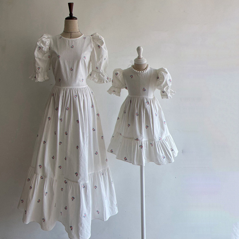 Pro-sub-dress Mother's dress Summer clothes New Fried Street Korea Children's Dress The Korean Version Girl Bubble Sleeveless Flowers Foreign Dress