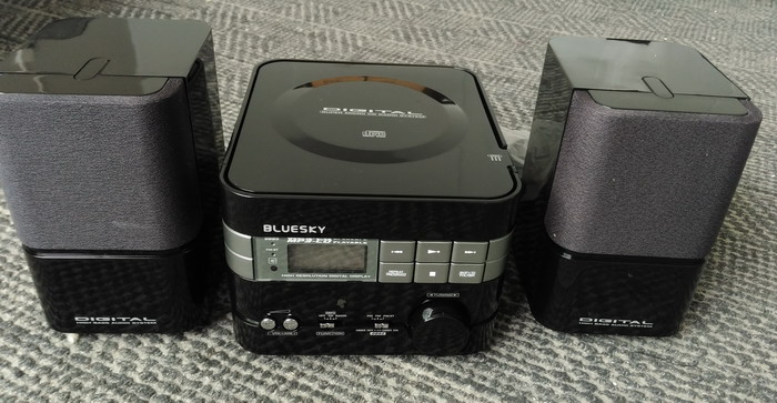 Special price European and American brand CD machine CD combination machine Number of fetal education machine Mini CD machine Desktop HIFI sound